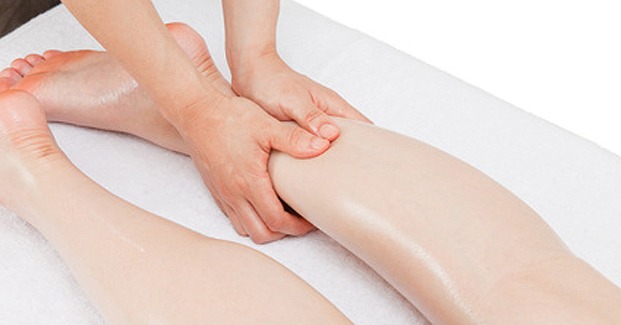 フットマッサージ Foot Massage